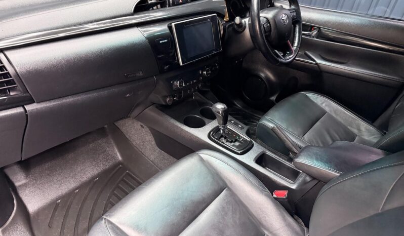 2019 Toyota Hilux 2.8GD-6 Double Cab 4×4 Raider Auto full