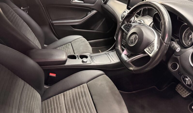 2016 Mercedes-Benz GLA GLA200 Auto full