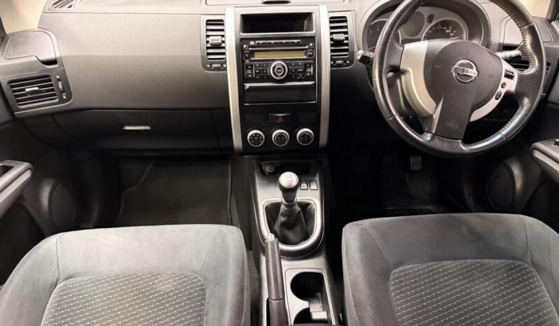 2010 Nissan X-Trail 2.5 4×4 SE full