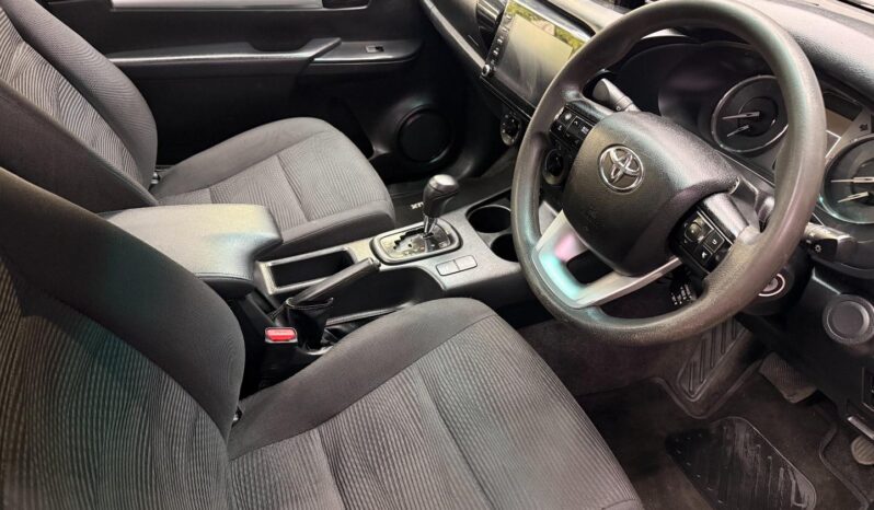 2023 Toyota Hilux 2.4GD-6 4×4 Raider Auto full