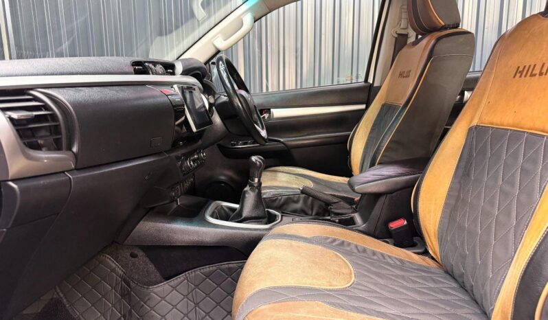 2018 Toyota Hilux 2.8GD-6 Double Cab 4×4 Raider full