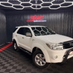 2009 Toyota Fortuner V6 4.0 Epic — thumbnail 2