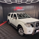 2013 Nissan Navara 2.5dCi Double Cab 4x4 LE — thumbnail 2