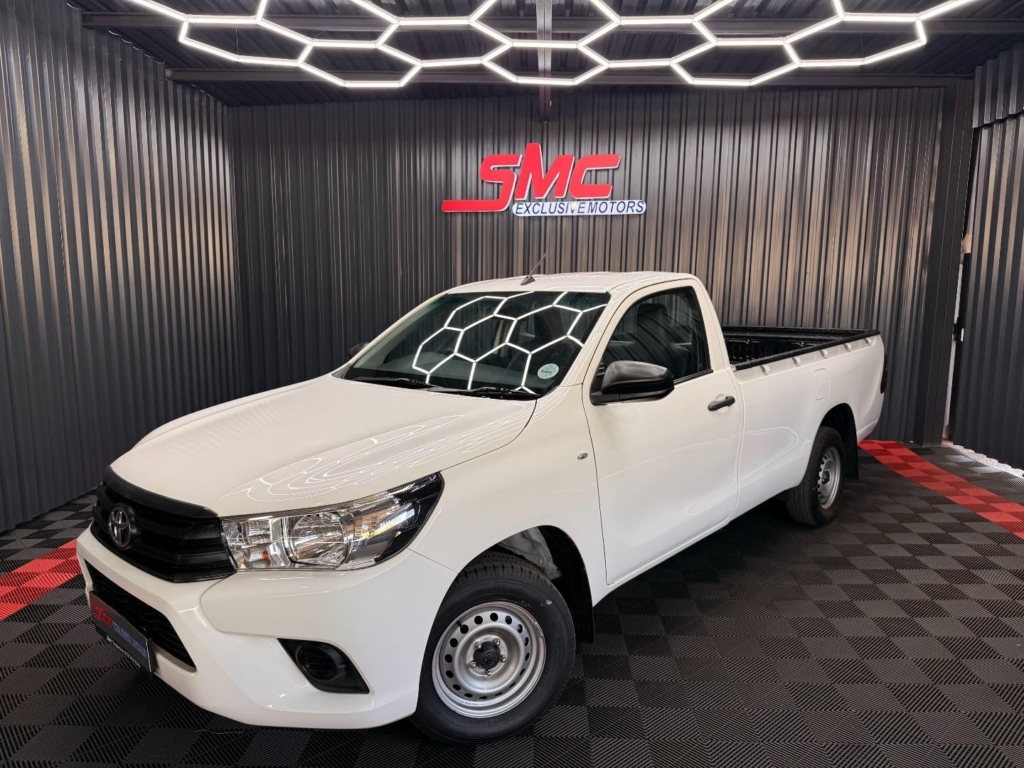 2017 Toyota Hilux 2.4GD (Aircon) — image 1 of 10