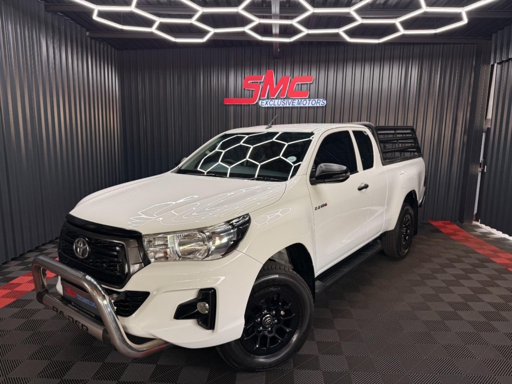 2019 Toyota Hilux 2.4GD-6 Xtra Cab SRX Auto — image 1 of 10